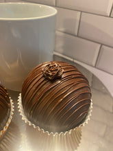 Load image into Gallery viewer, Traditional
