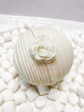 Load image into Gallery viewer, White Chocolate
